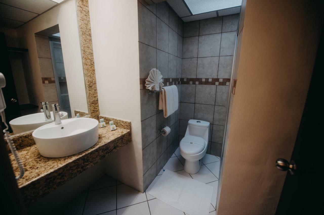 May Palace Hotel Tuxpan  Exterior photo